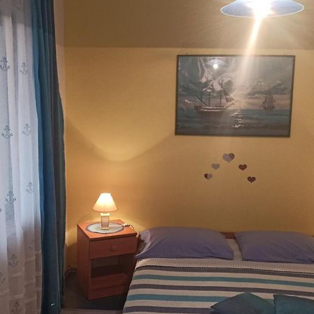 Apartmani Zute Račišće 객실 사진